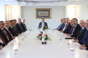 diyanet-isleri-baskani-arpagus-agri-il-muftusu-ilhan-ile-din-hizmetlerini-gorustu-31c2hYj5